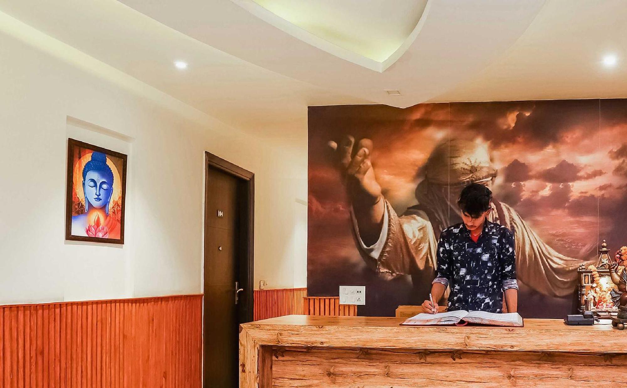 Hotel O Shri Sai Delhi  Exterior photo