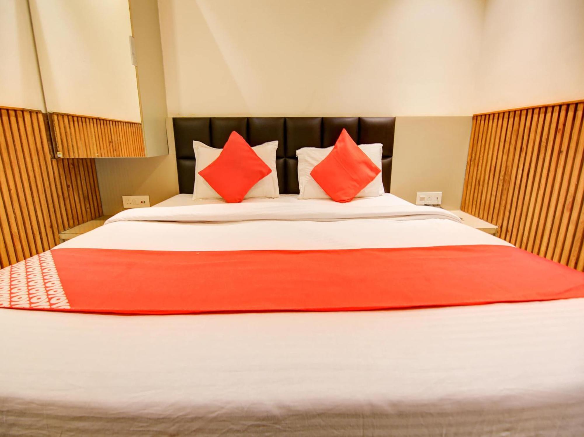 Hotel O Shri Sai Delhi  Exterior photo