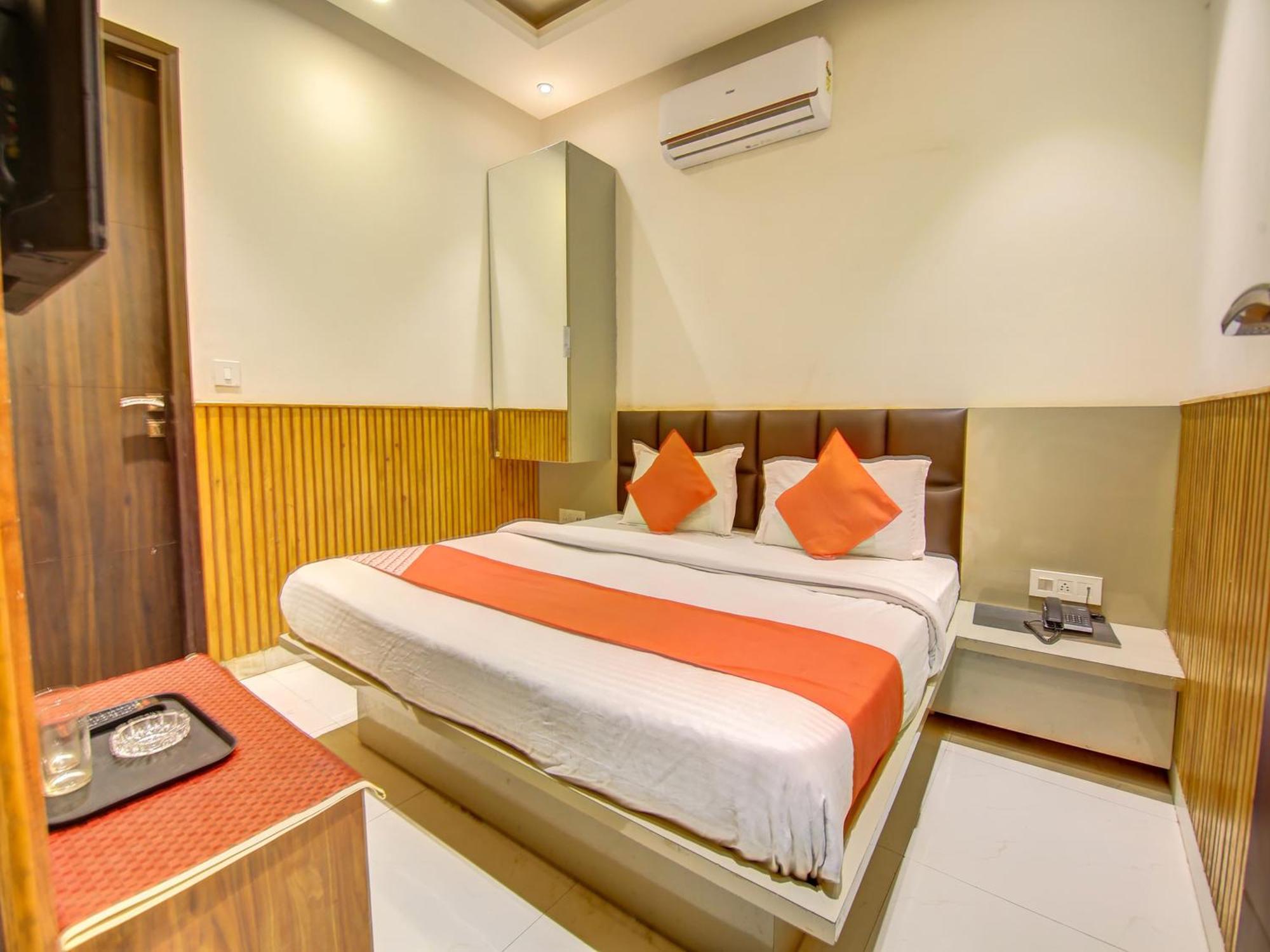 Hotel O Shri Sai Delhi  Exterior photo